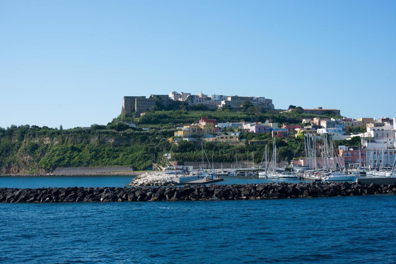 Punta Lingua Relais- Room 1 Sunrise Terrace Procida Exterior photo