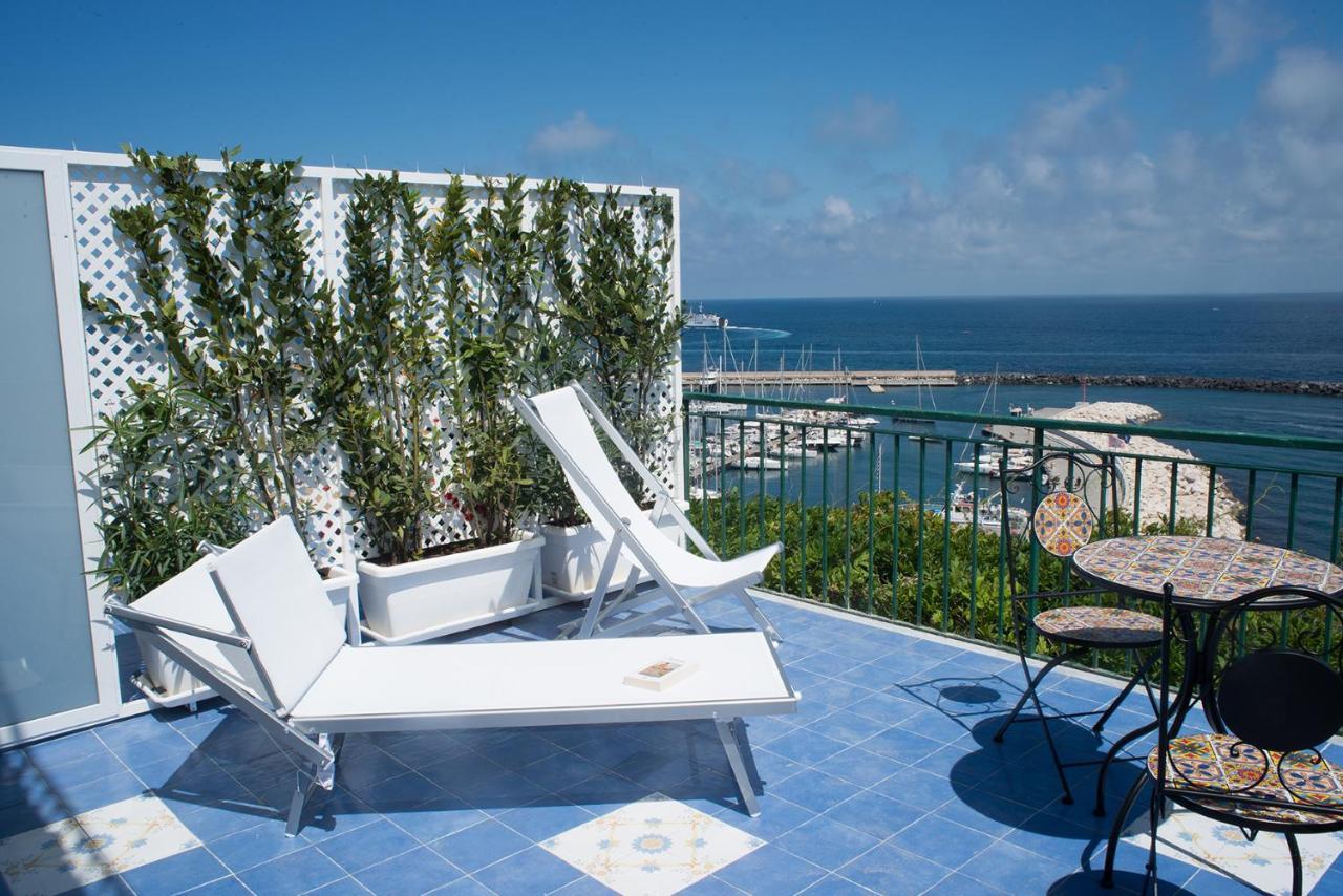 Punta Lingua Relais- Room 1 Sunrise Terrace Procida Exterior photo